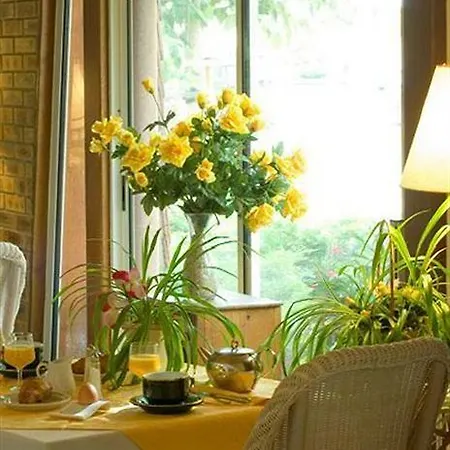 Logis Chez Bach Hotel Chaussin
